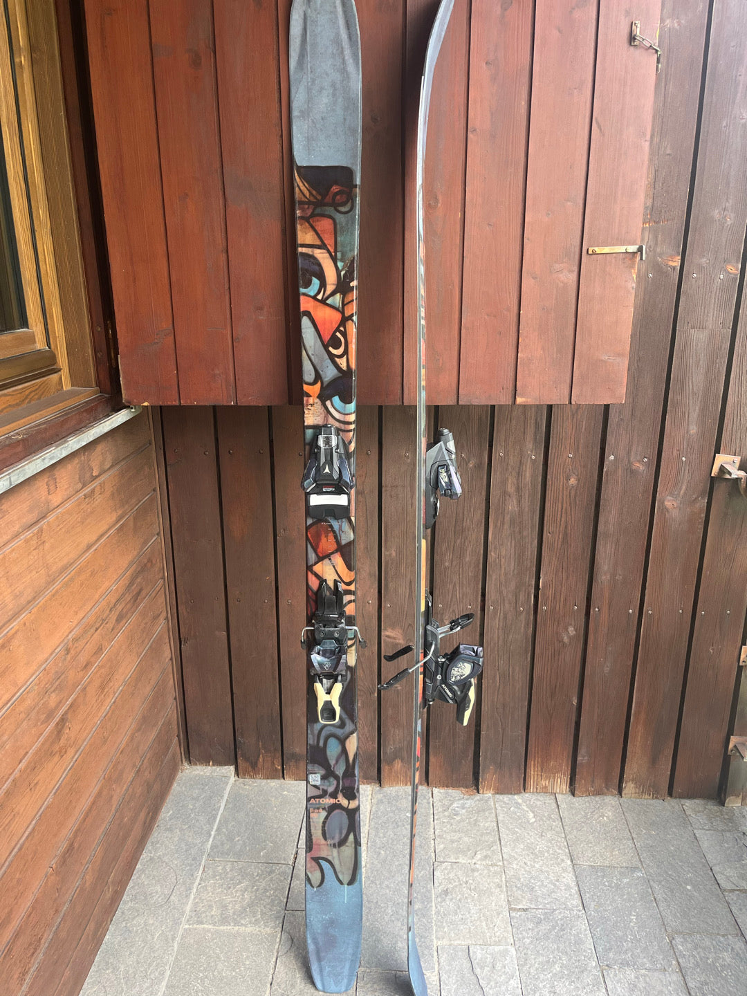 ATOMIC BENT 90 con attacchi STRIVE MN12