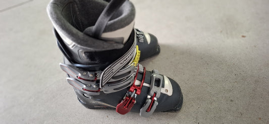 scarponi sci Salomon tg. 24.5 usati