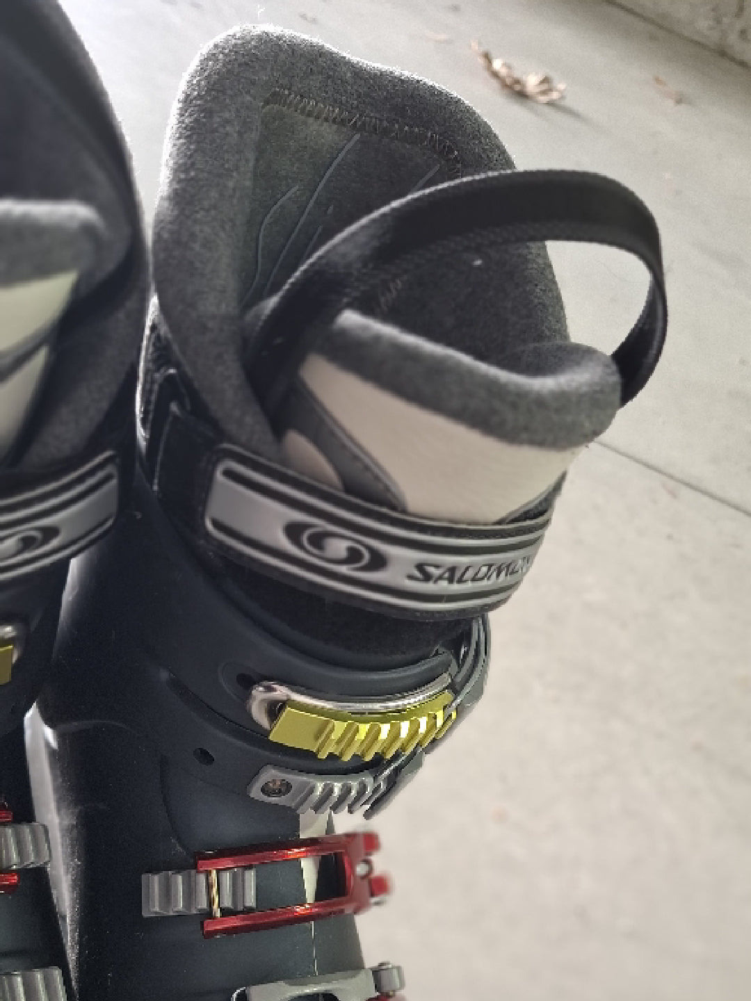 scarponi sci Salomon tg. 24.5 usati