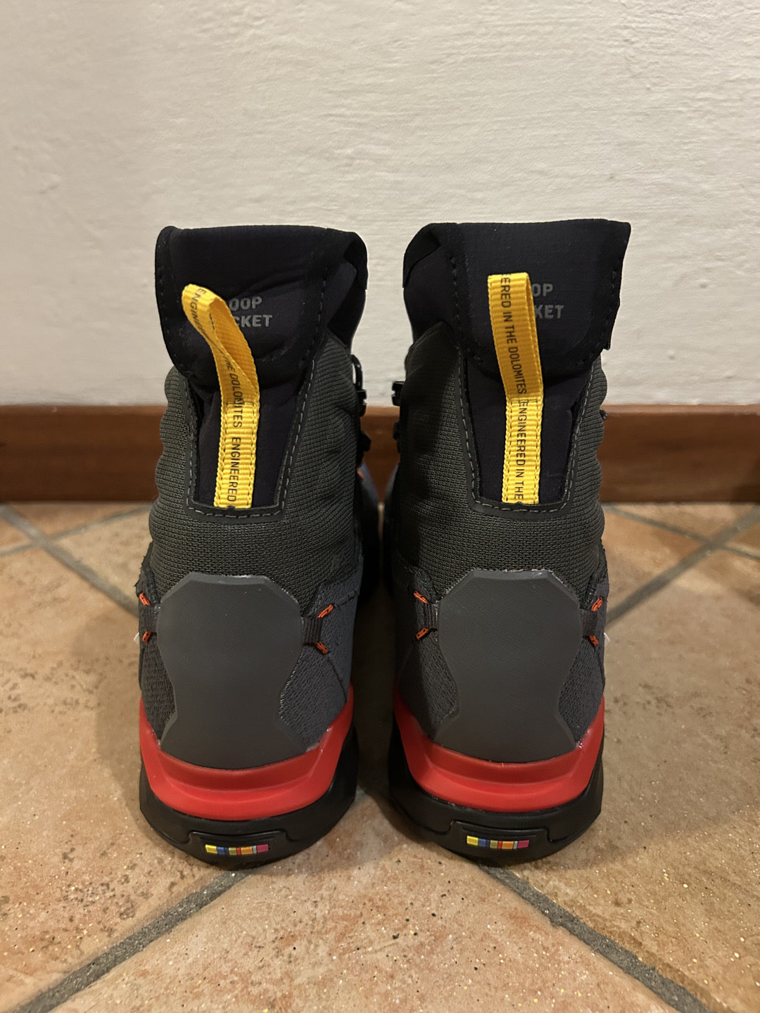 SCARPONI SALEWA ORTLES LIGHT MID PTX WOMAN tg. 38  nuovi