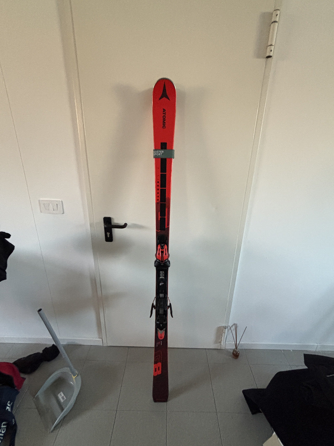 sci Atomic Redster g8 182cm r17.3 usati