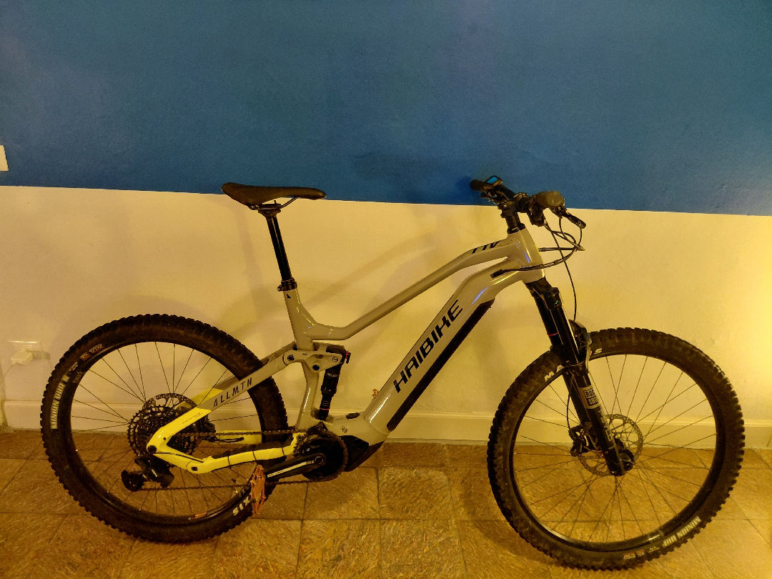 Bici e-bike MTB AllMnt2 Haibike tg. XL usata