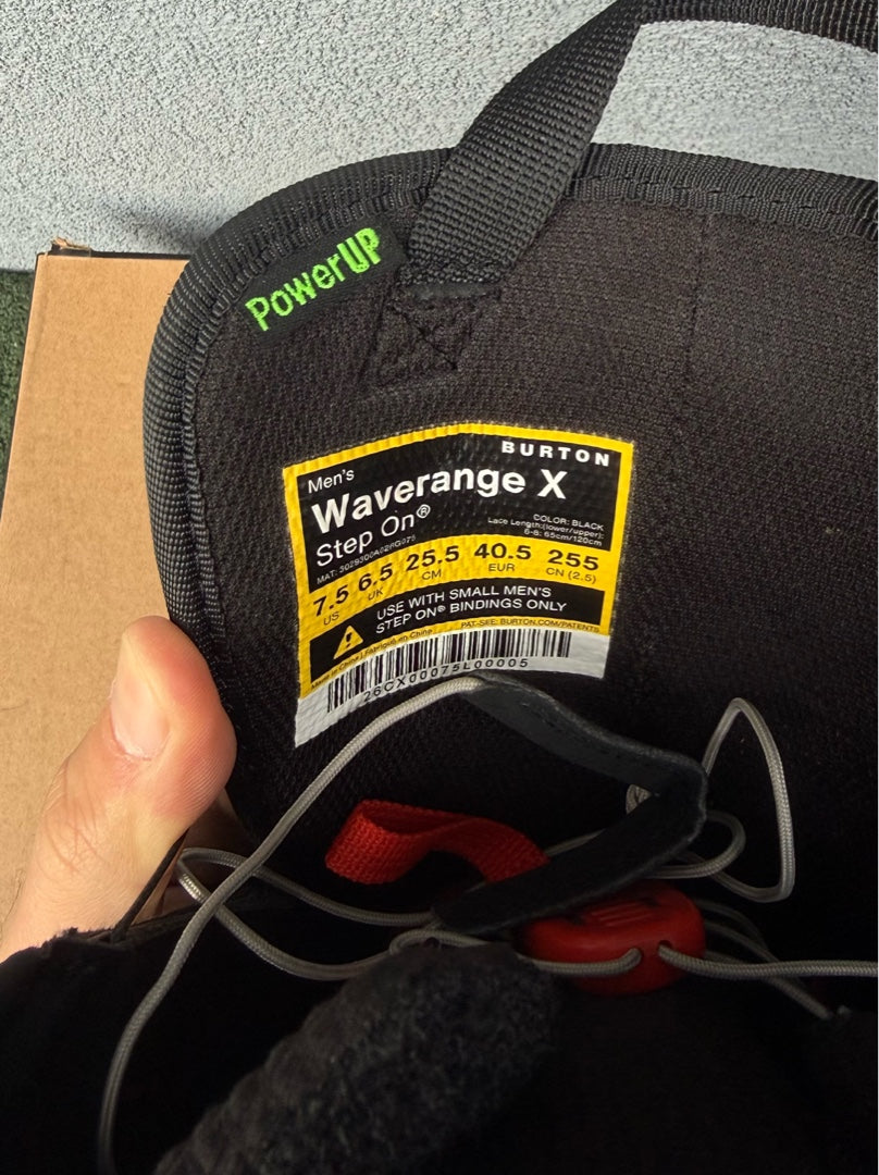Burton Step On WaveRange X 7.5Men Usato