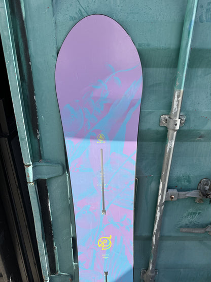 Burton Family Tree Alekesam Camber Snowboard 156 Usata