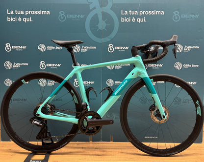 Bianchi Infinito Disc Ultegra Di2 12v Taglia 53 - Usata