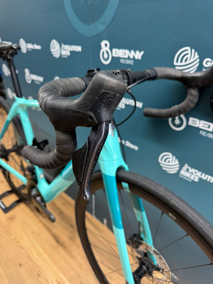 Bianchi Infinito Disc Ultegra Di2 12v Taglia 53 - Usata