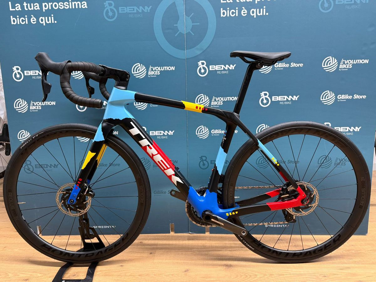 Trek Domane SLR 7 AXS Team Replica Taglia 54 - Usata