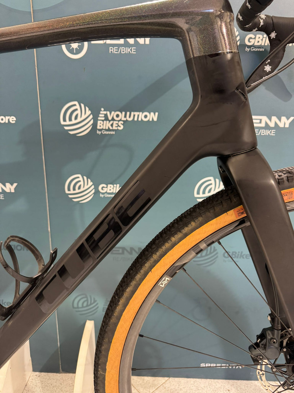 Cube Nuroad Gravel Taglia XL - Usata