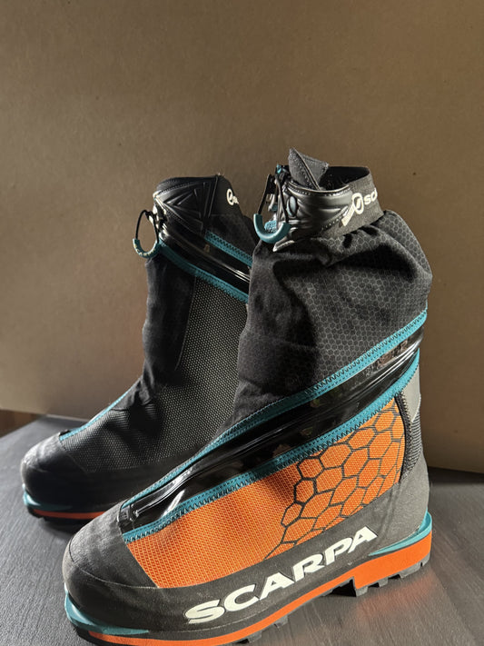 Scarponi Scarpa Phantom 6000 tg. 41 usati