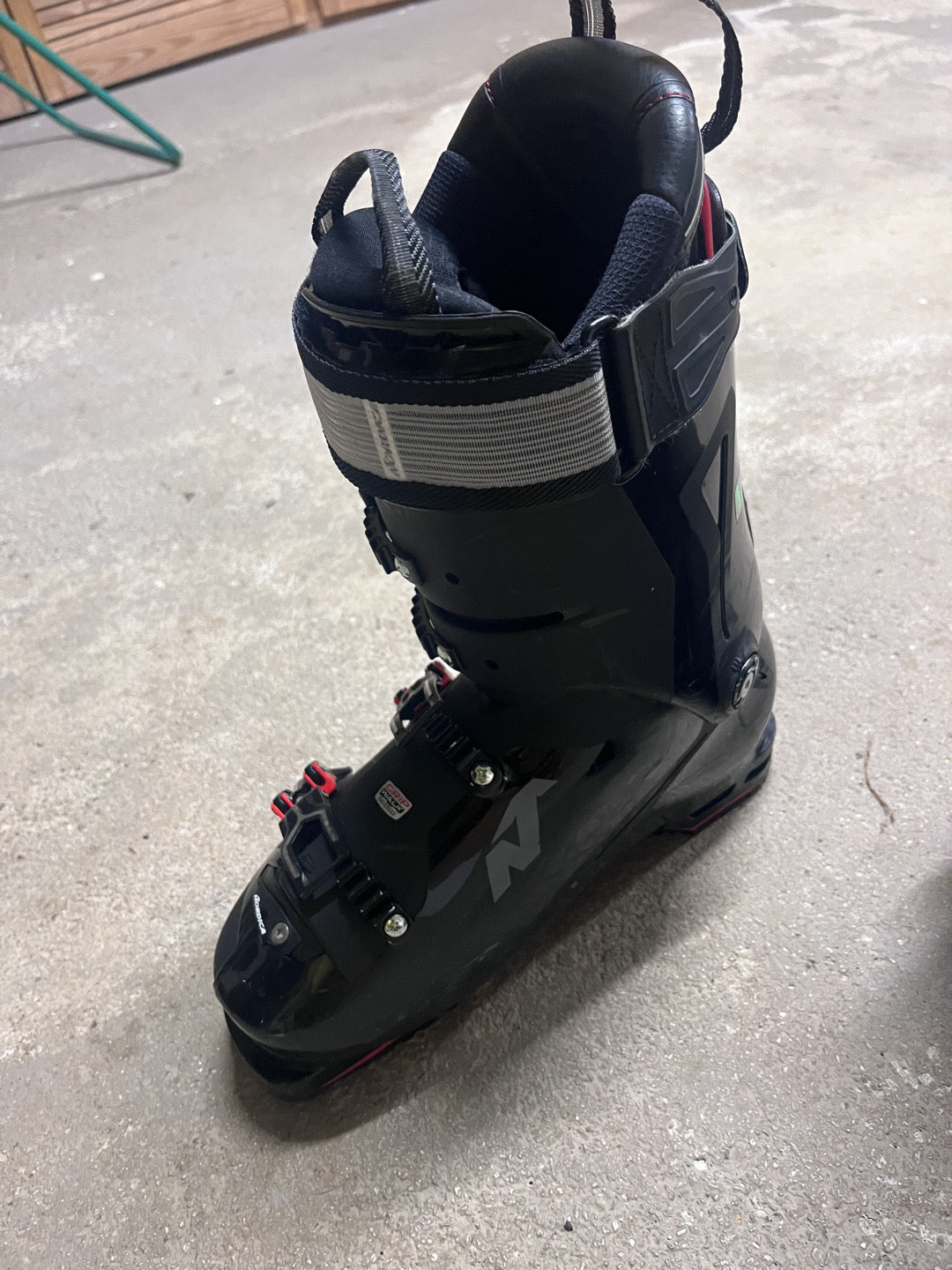 Scarponi sci alpino Nordica Speed Machine 130 tg. 26.5 usati