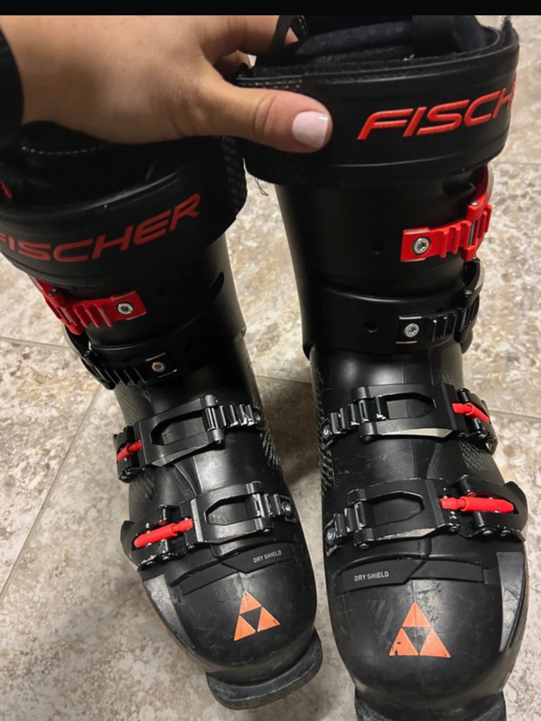 Scarponi sci Fischer RC4 The Curv 130 Vacuum 25.5 usati