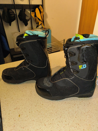 scarponi snowboard Salomon f20 tg 45 usati