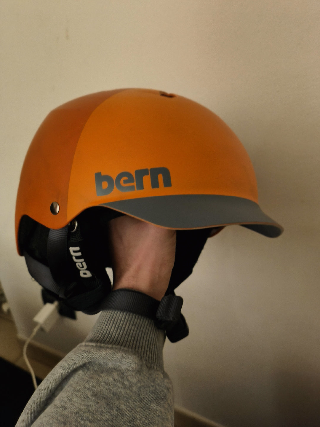 casco da snowboard/sci BERN tg L/XL (57-60 cm) usato