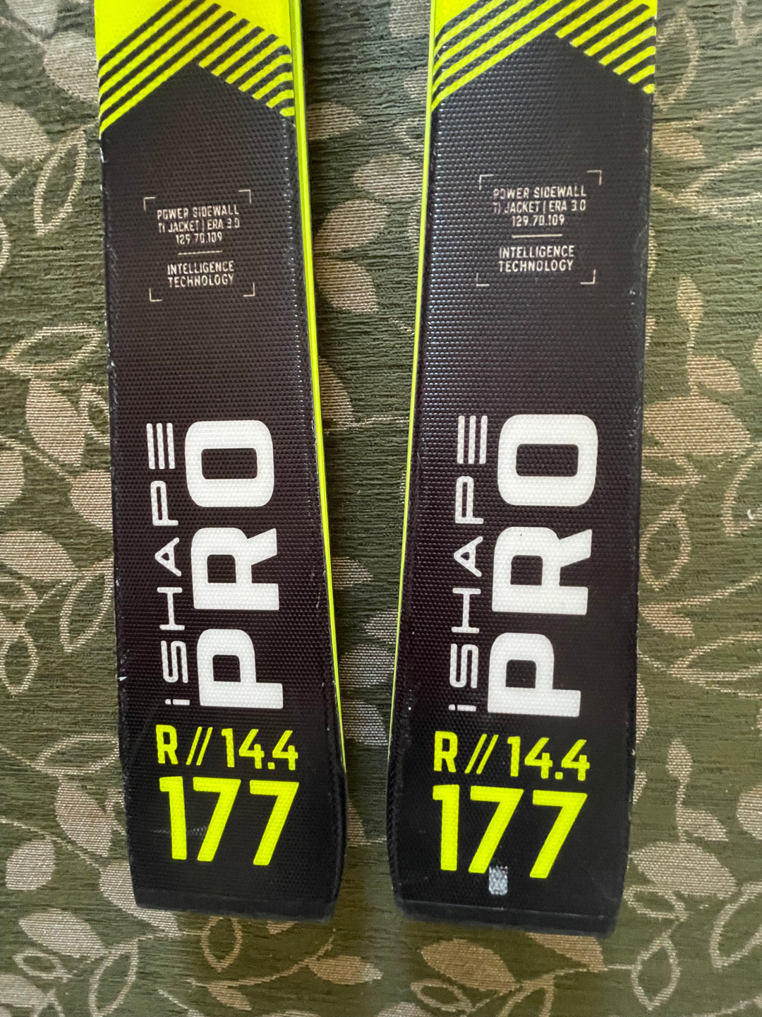 Sci Head I.SHAPE Pro 177 cm r14.4 usato