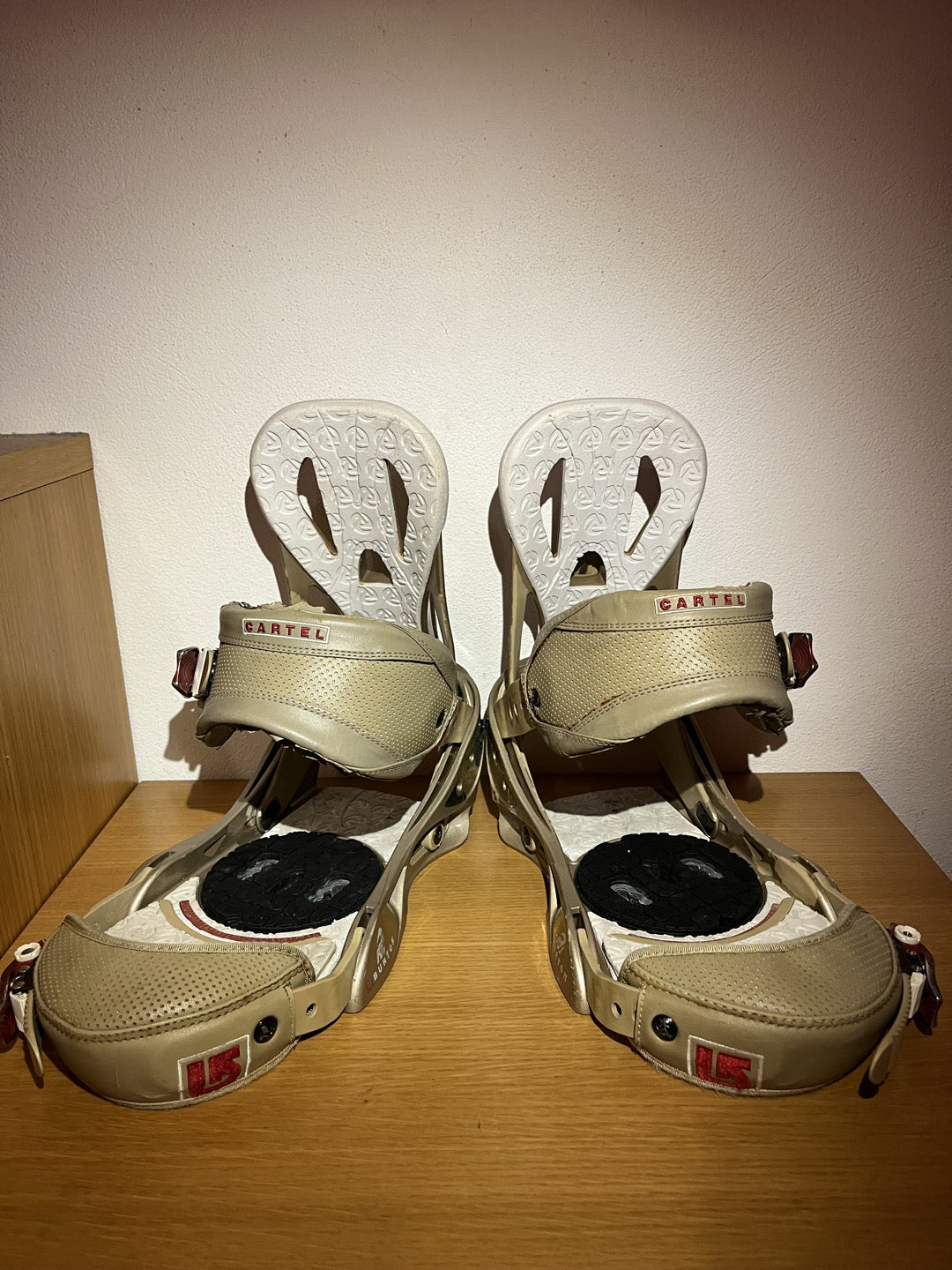 Attacchi da snowboard Burton Cartel tg. M usati
