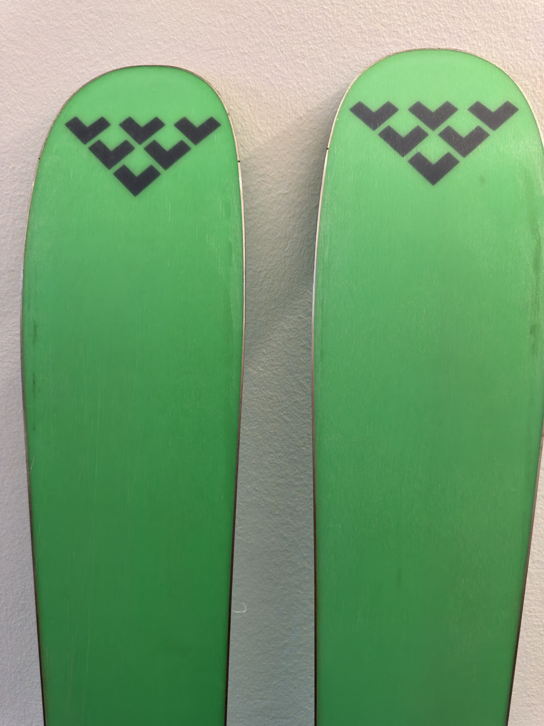 Sci freeride Black Crows Navis 173.4 cm r19 usati