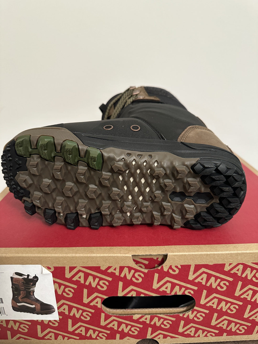 scarponi snowboard donna Vans Hana Beaman tg. 35 nuovi