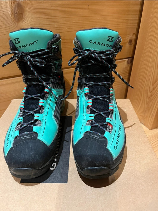 Scarponi GARMONT TOWER 2.0 GTX tg. 39 usati