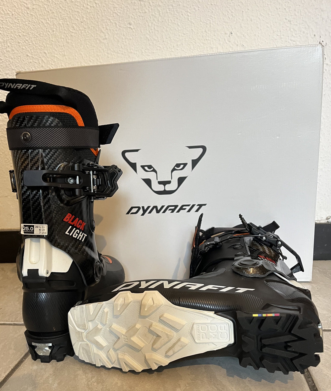 Scarponi scialpinismo Dynafit Black light BOA tg. 25 usati