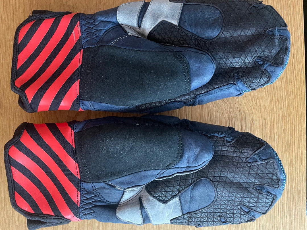 Moffole da sci taglia XXS nuovi mai usati