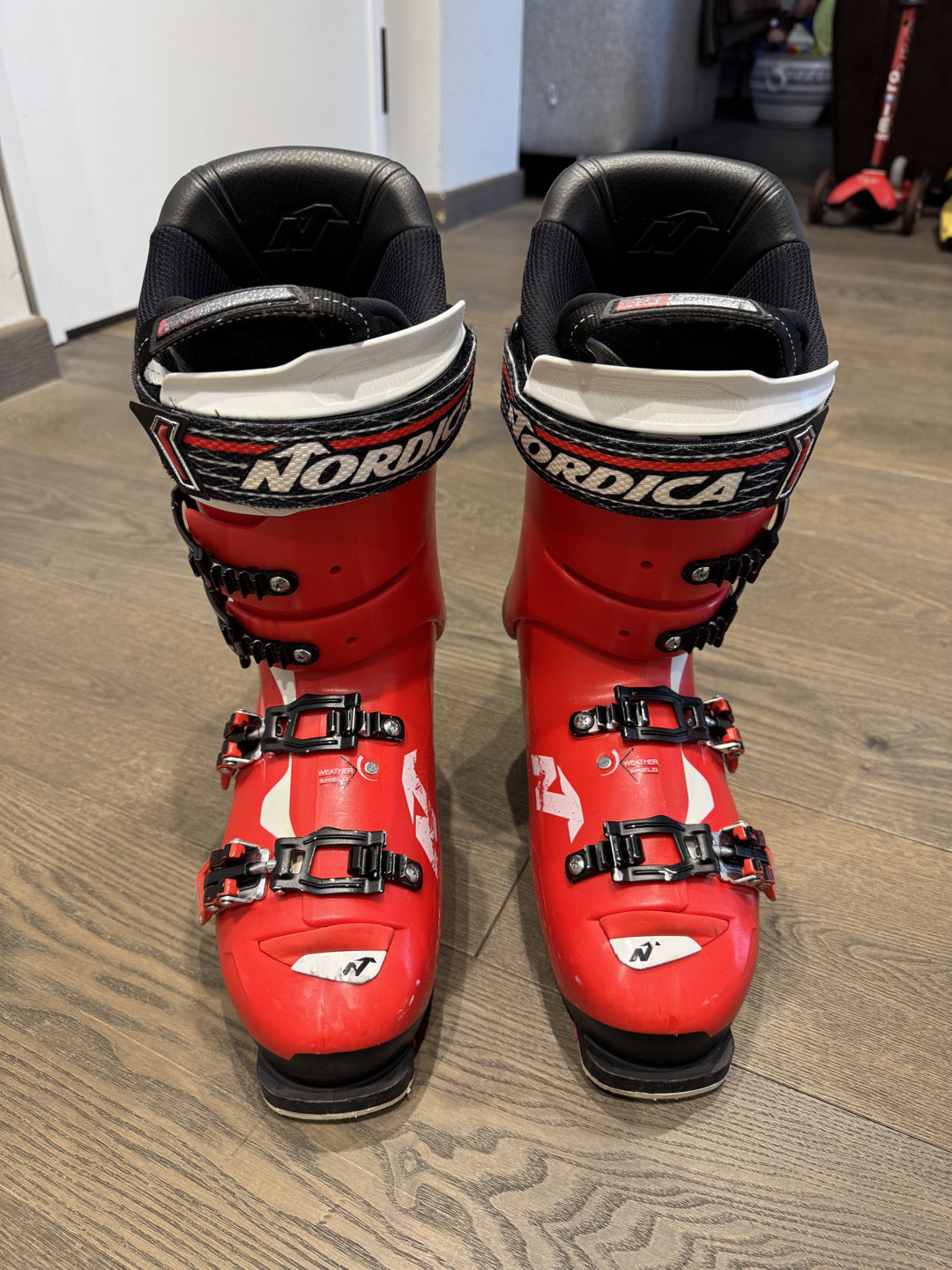 scarponi sci Nordica speedmachine 130 tg. 27.5 usati