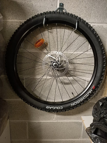 2 ruote MTB complete Hutchinson 27.5 Cougar usate