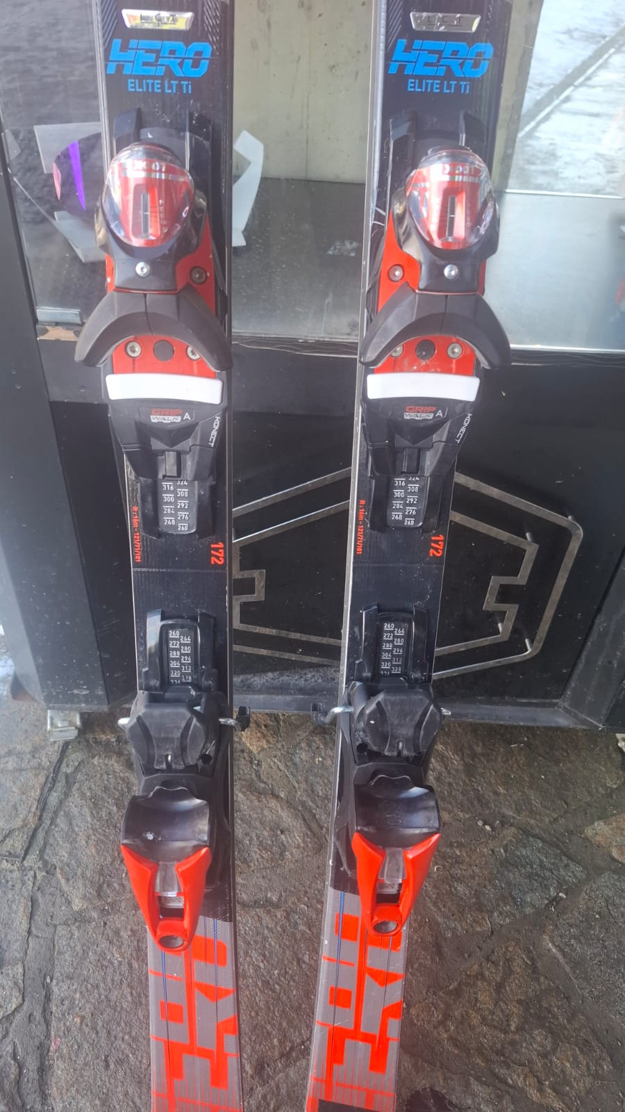 172cm Rossignol Hero Elite LT Ti 2025 usati