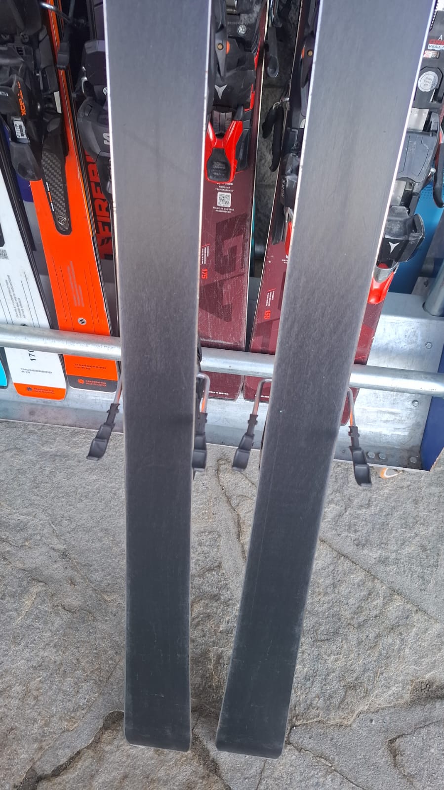 Sci Blizzard Thunderbird LTD 175cm r15m usati test