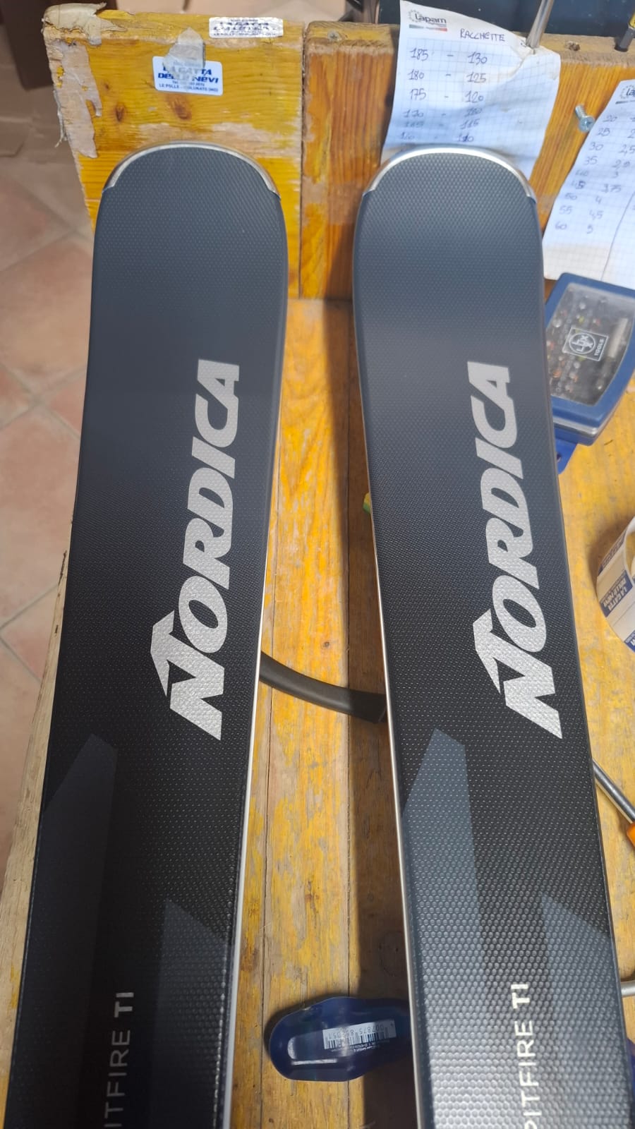 Sci Nordica Spitfire Ti 168cm r15m usati seminuovi