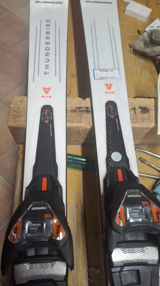 Sci Blizzard Thunderbird R13 170cm r 13.5m 2024 usati