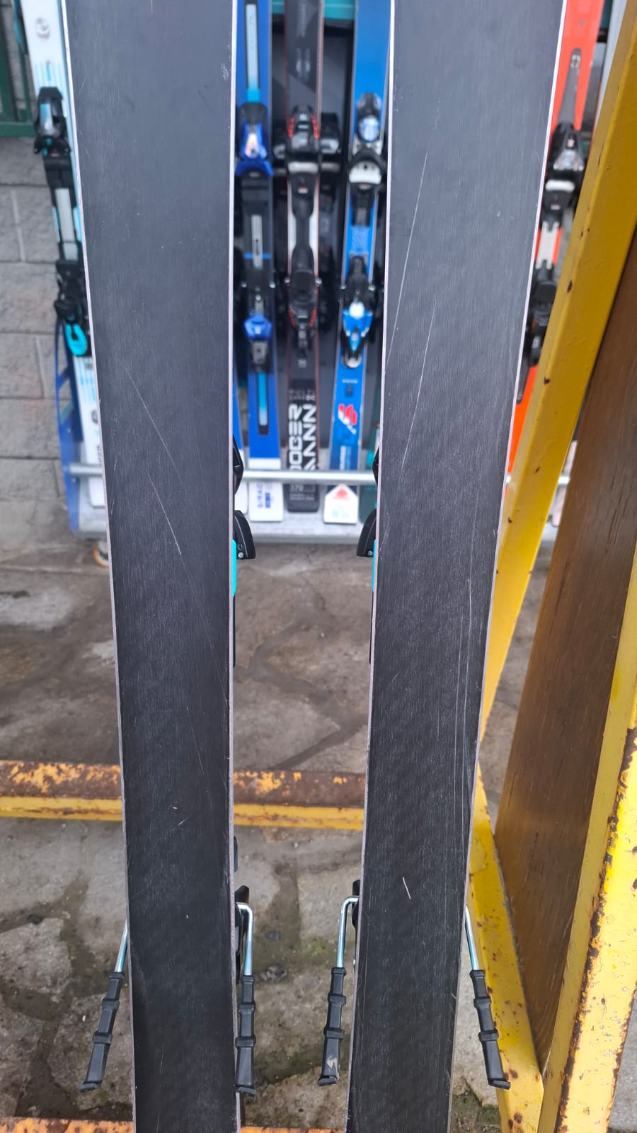 160cm  HEAD Worldcup Rebels e.SL 2026 usato