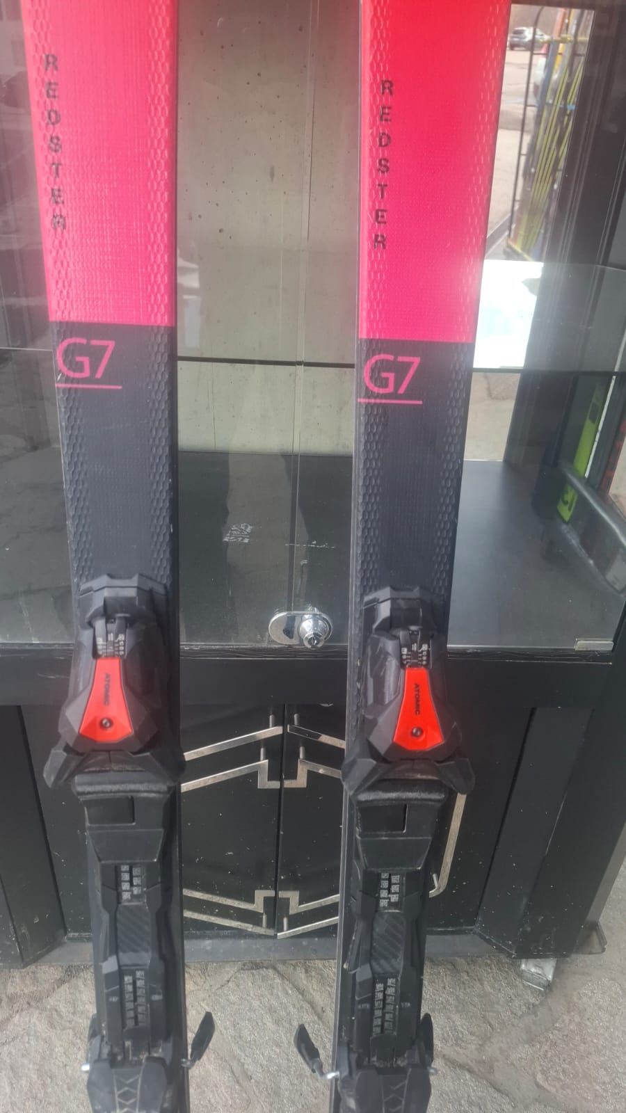 Atomic Redster G7 174cm 2026 usato