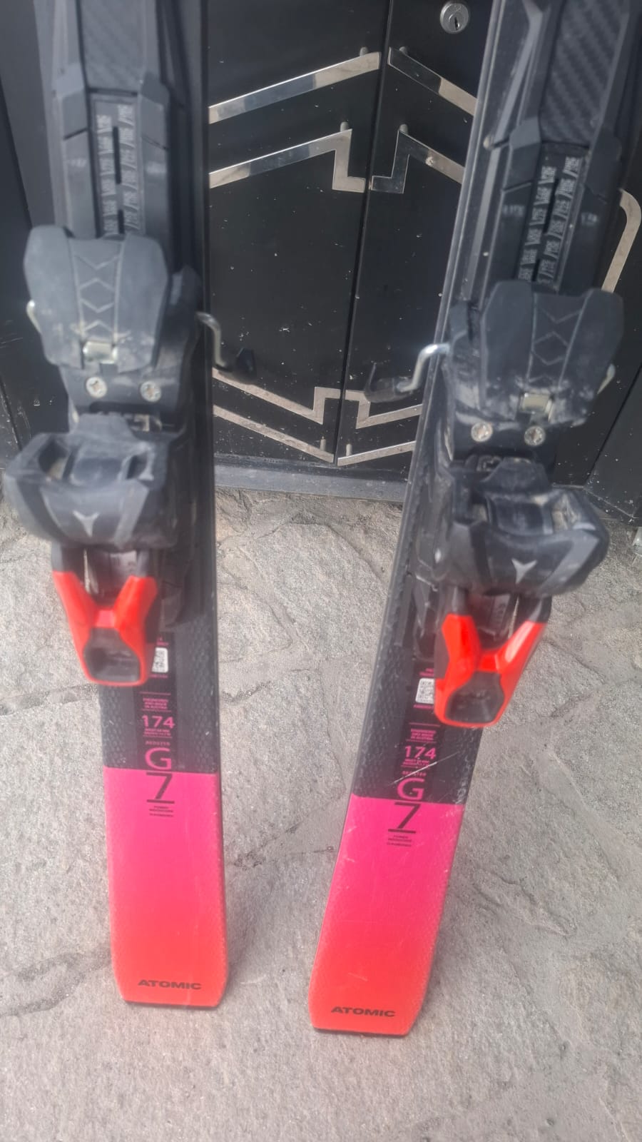 Atomic Redster G7 174cm 2026 usato