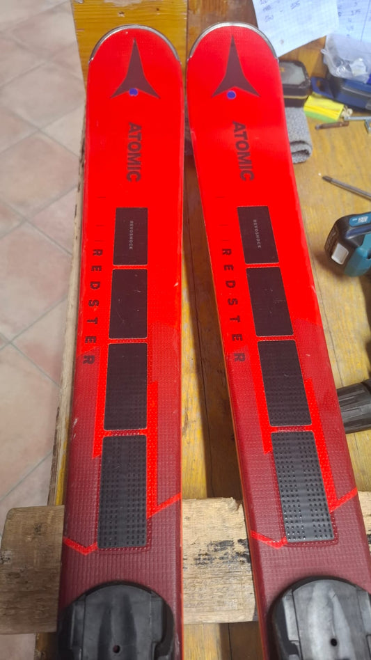 Sci Atomic Redster S8 149cm r 12m 2025 usati