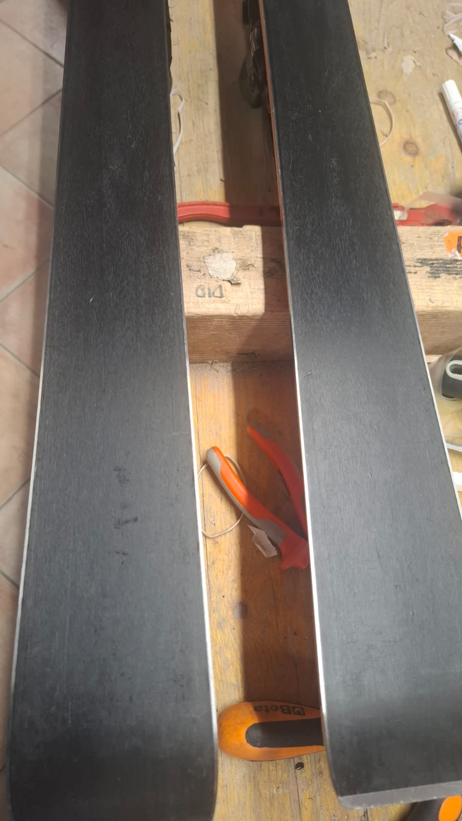 Sci Blizzard Thunderbird LTD 170cm r18m usati