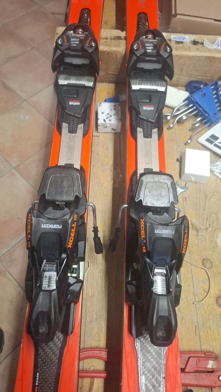 Sci Blizzard Thunderbird LTD 170cm r18m usati