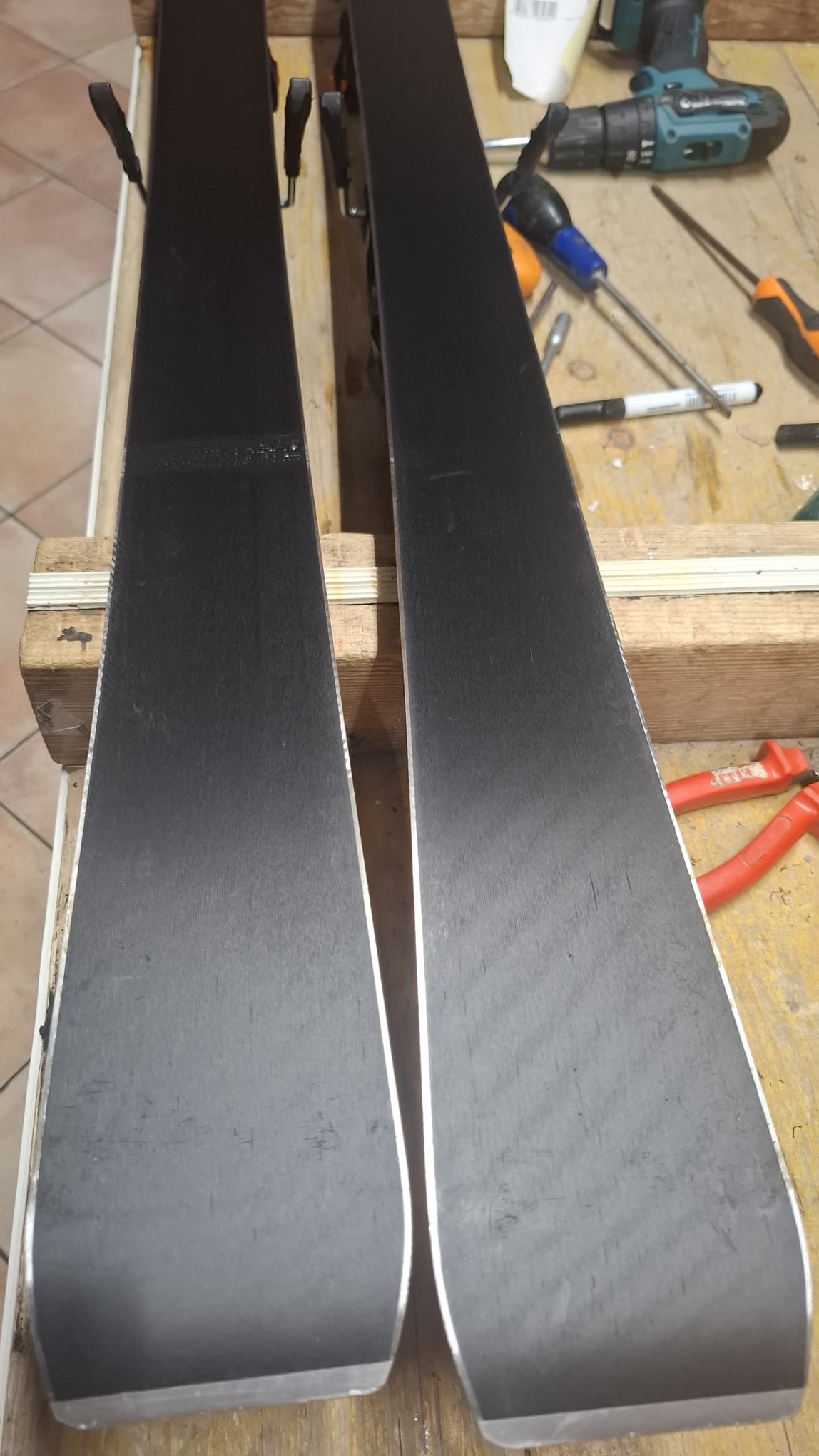 Sci Blizzard Thunderbird R13 160cm raggio 12 usati ottime condizioni