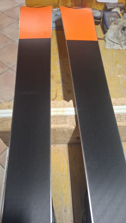 Sci Blizzard Thunderbird R13 160cm raggio 12 usati ottime condizioni