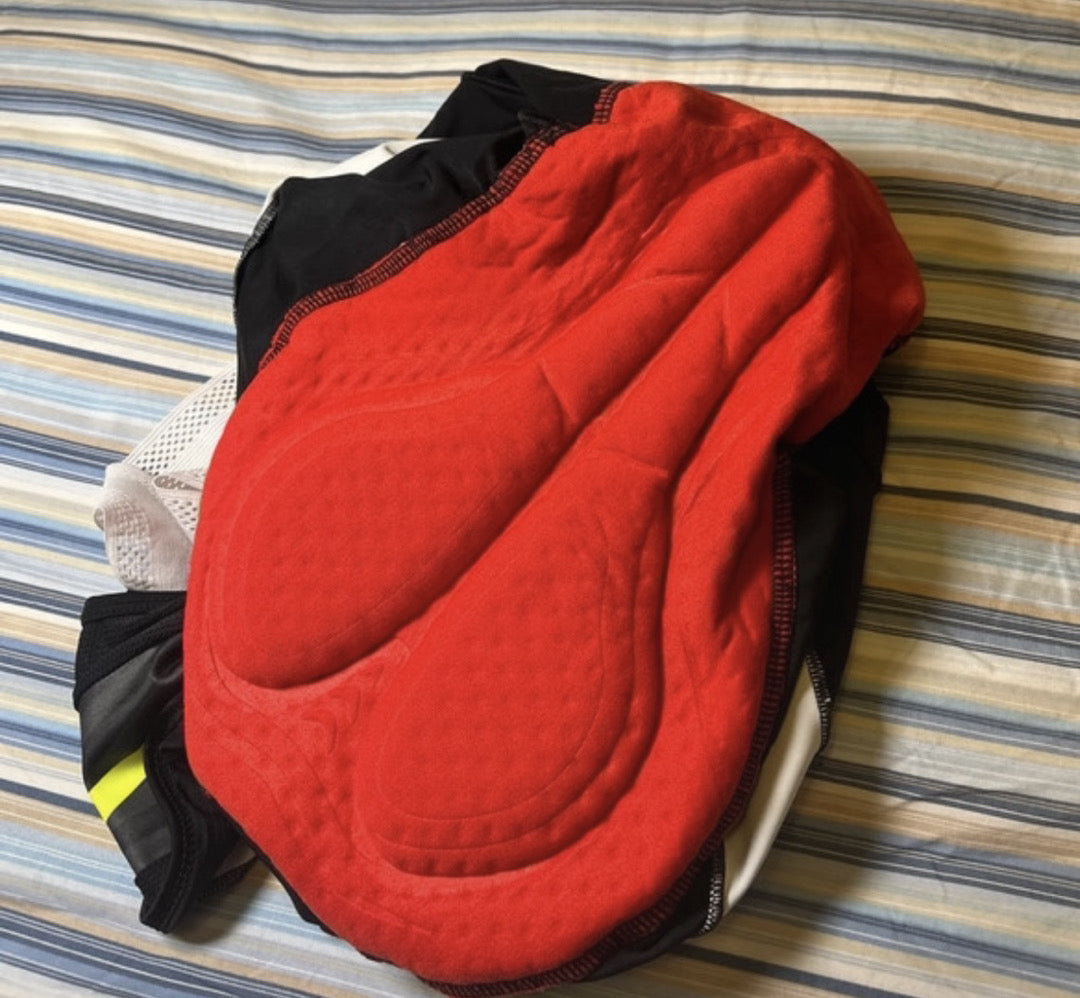 set maglia e pantaloncini Gist L