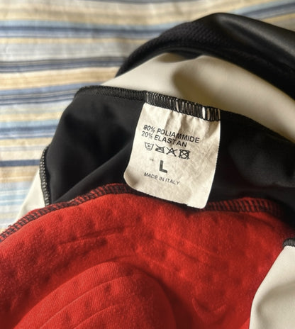 set maglia e pantaloncini Gist L