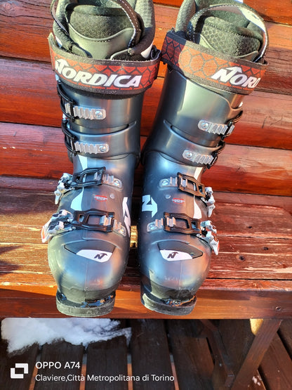 scarponi da sci Nordica 110 tg. 26 usati