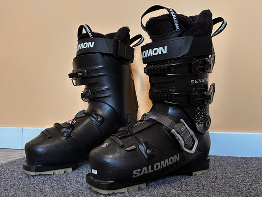 Scarponi Salomon donna tg 26/26.5 Usati