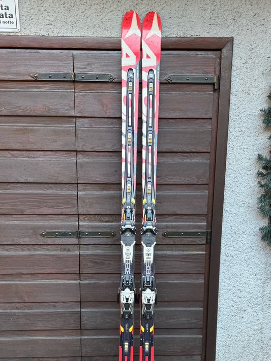 Sci SuperG Atomic 210cm r45 usati
