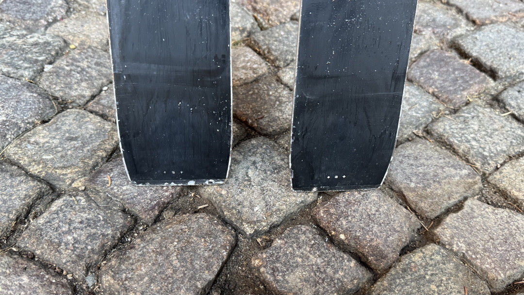 Sci SuperG Atomic 210cm r45 usati