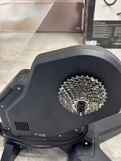 Rullo home training ciclismo Tacx flux usato