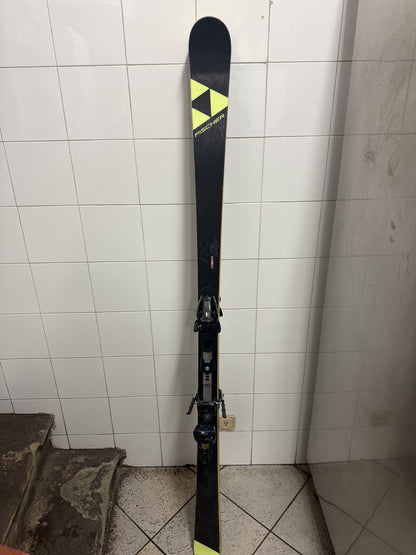 sci Fischer RC 175cm r18 usati