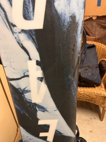 Snowboard Head Rush 159W + Attacchi Burton usato