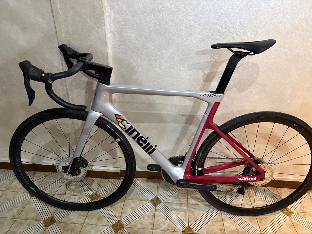 Bici strada Cinelli Pressure 2 tg. M 2025 nuova