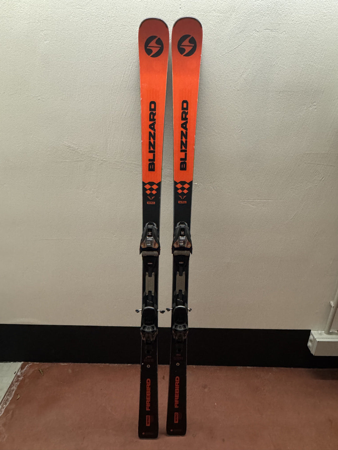 Blizzard WRC Firebird 180cm R18.5 2024 usato