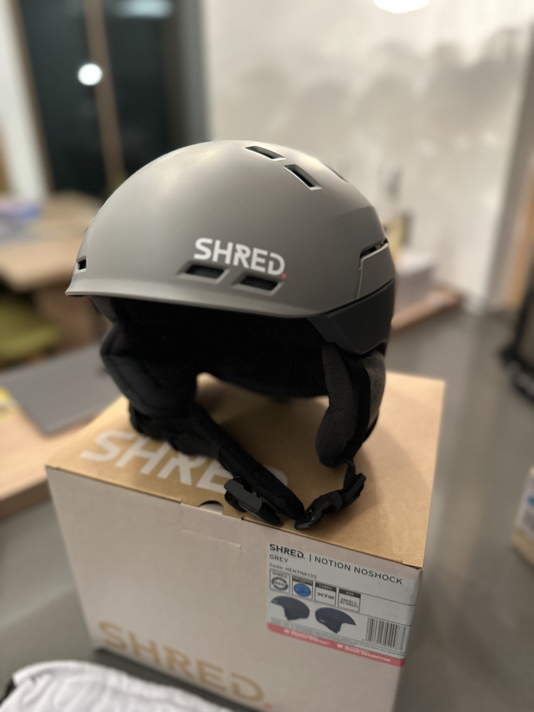 Casco sci Shred Notion Shock tg. M (55-59cm) nuovo